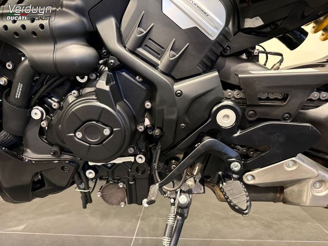 ducati - diavel-v4