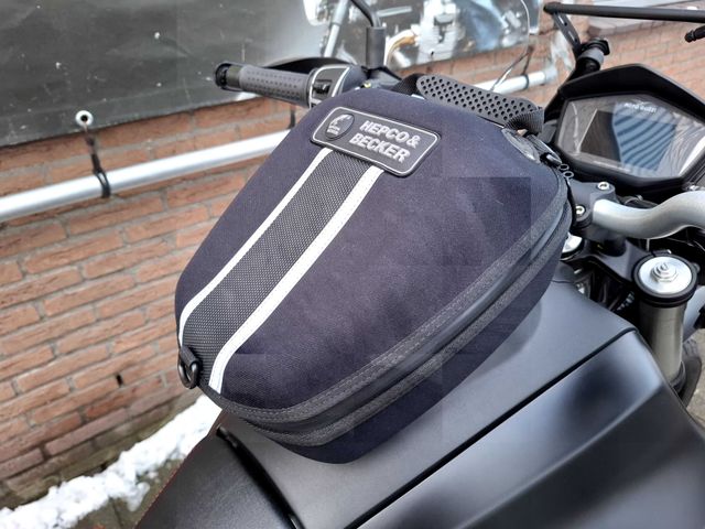 moto-guzzi - v-85-tt