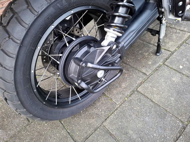 moto-guzzi - v-85-tt