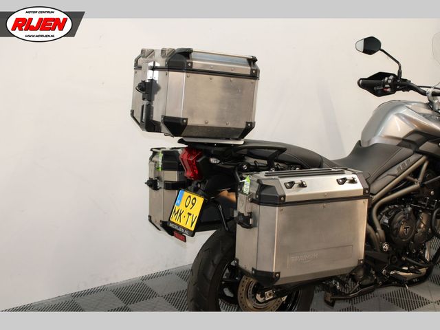 triumph - tiger-800-xrt