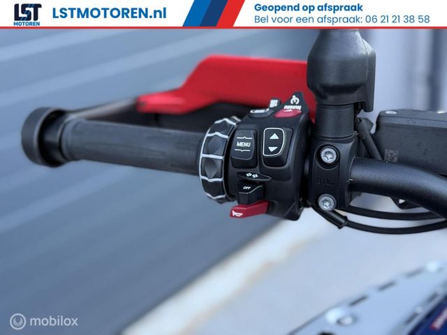 bmw - r-1300-gs-adventure