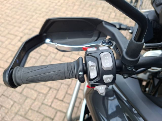 triumph - tiger-900-rally-pro