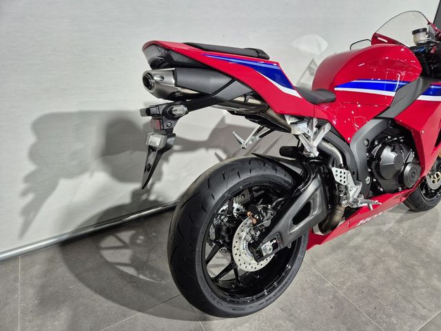 honda - cbr-600-rr