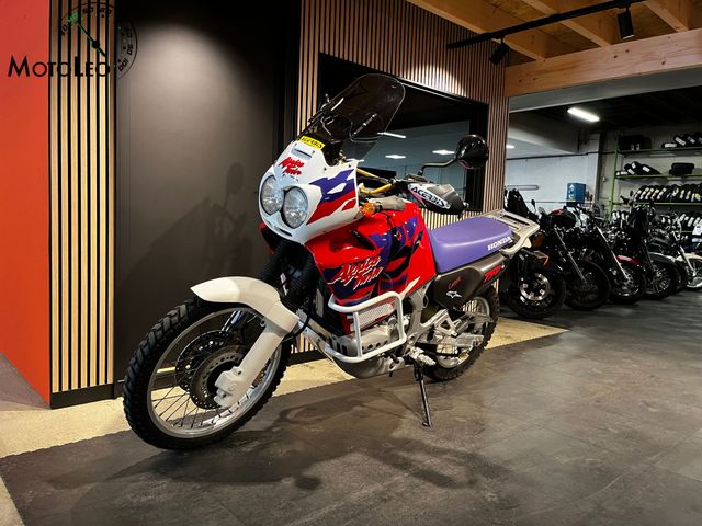 honda - xrv-750-africa-twin