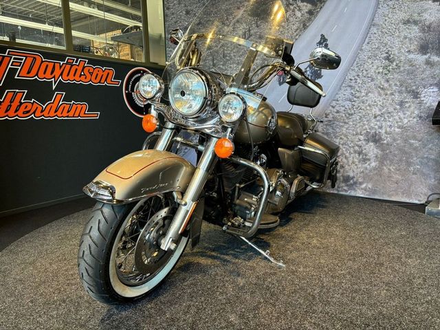 harley-davidson - road-king-classic-flhrc