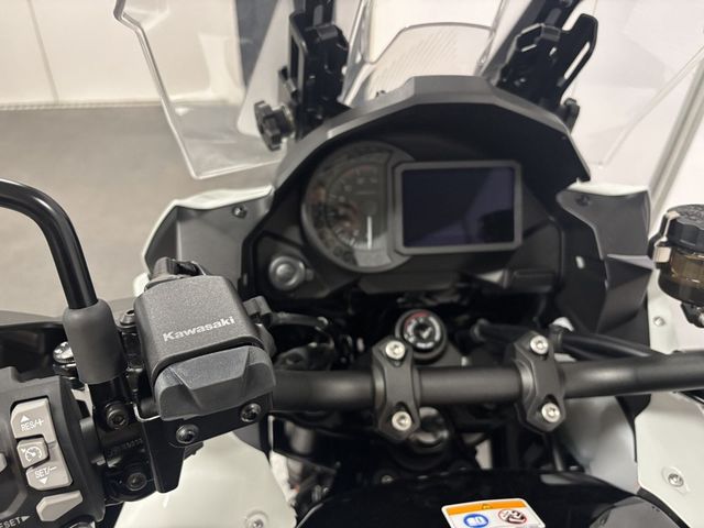 kawasaki - versys-1100-se