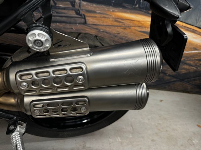 bmw - r-nine-t-scrambler