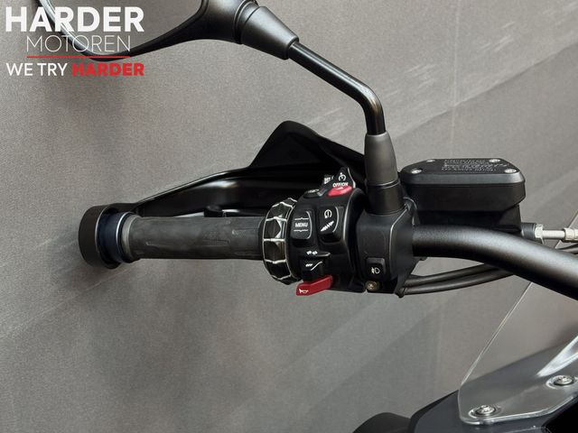 bmw - r-1250-gs-triple-black