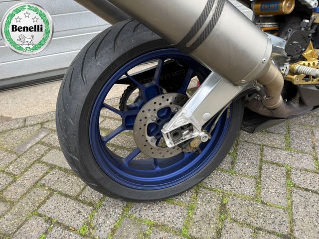 aprilia - rsv-1000-r-factory