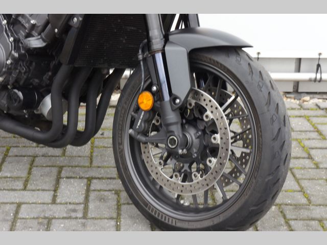 honda - cb-1000-r-black-edition