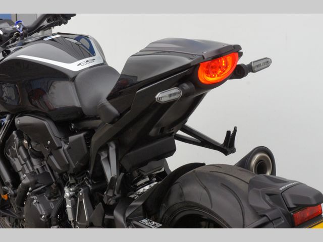 honda - cb-1000-r-black-edition