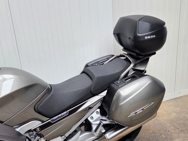 yamaha - fjr-1300