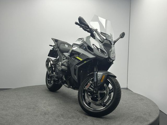 bmw - r-1300-rs