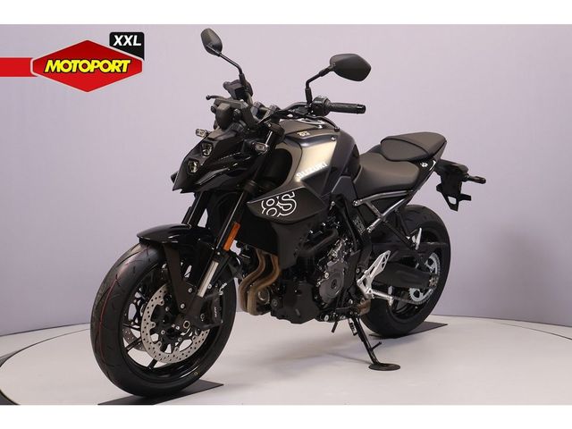 suzuki - gsx-8s