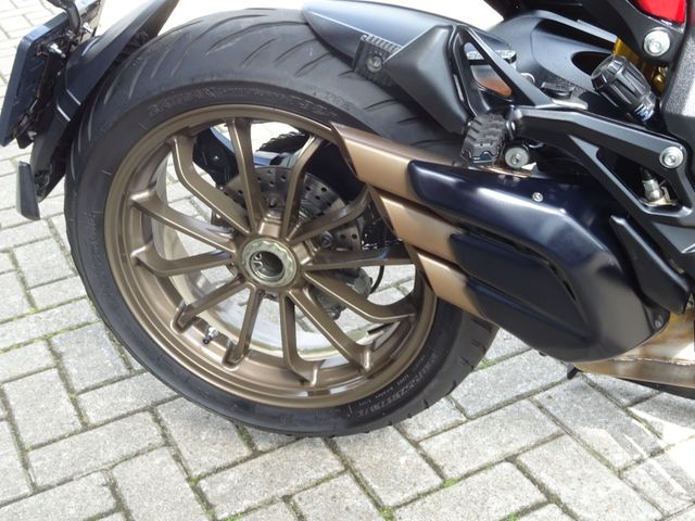 mv-agusta - turismo-veloce--800-lusso-scs