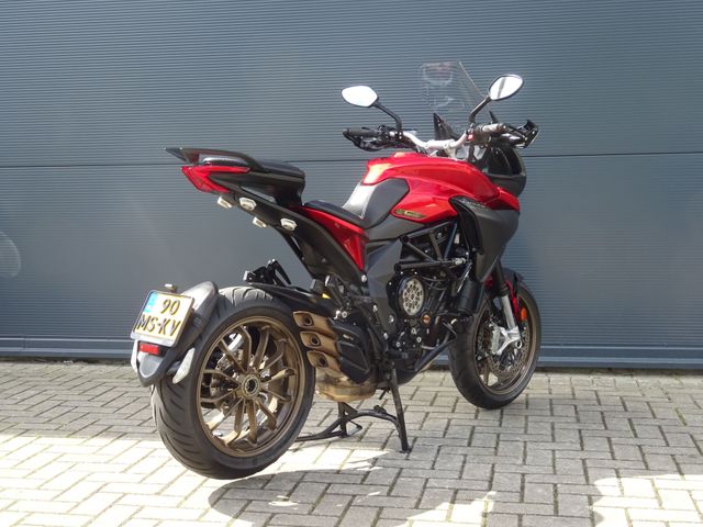 mv-agusta - turismo-veloce--800-lusso-scs
