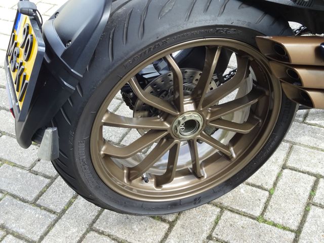mv-agusta - turismo-veloce--800-lusso-scs