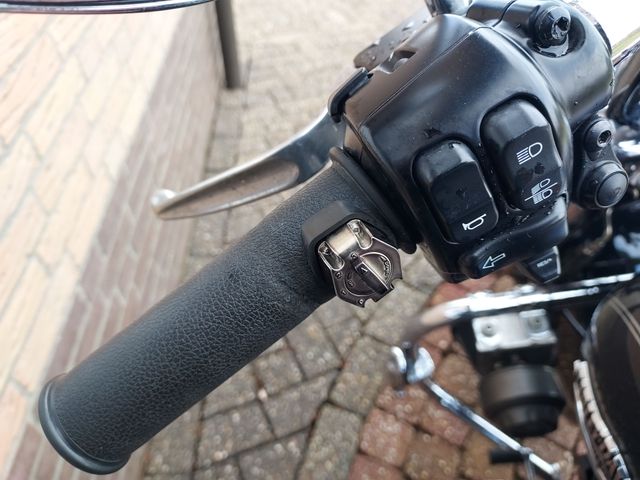 harley-davidson - road-king-flhri