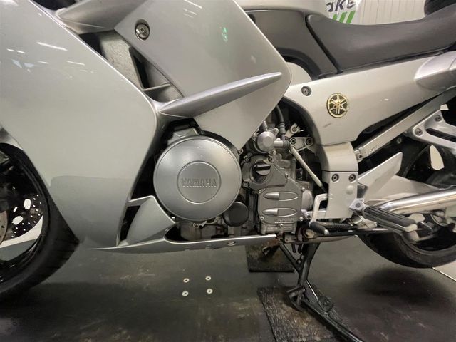 yamaha - fjr-1300