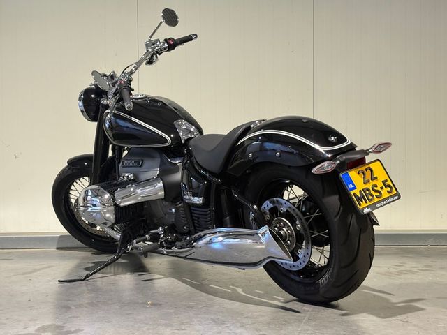 bmw - r-18