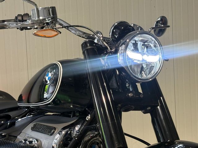 bmw - r-18