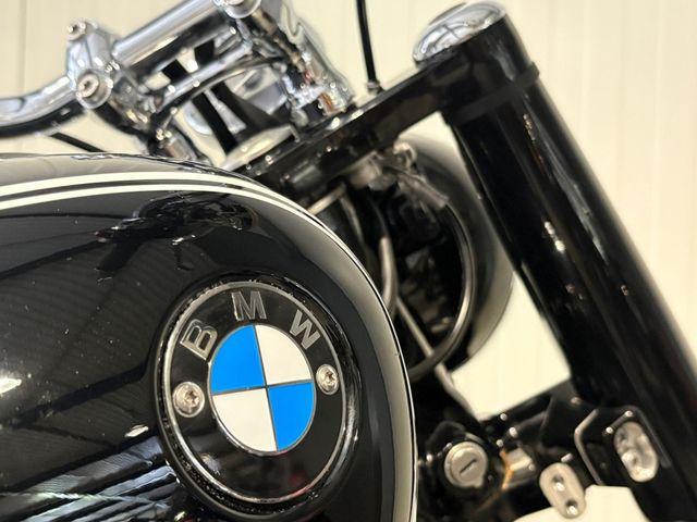 bmw - r-18