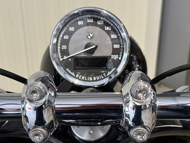 bmw - r-18