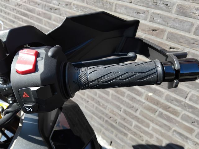 suzuki - gsx-s-1000-gx