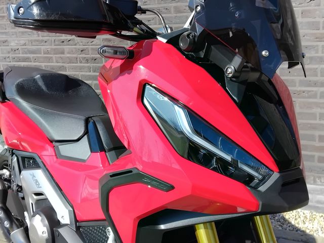 honda - x-adv