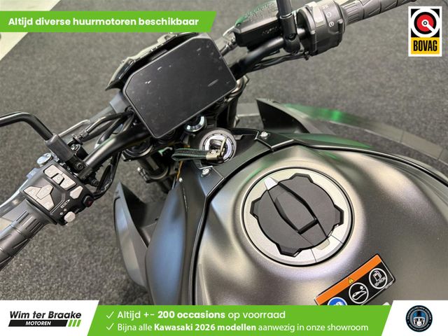 kawasaki - z900