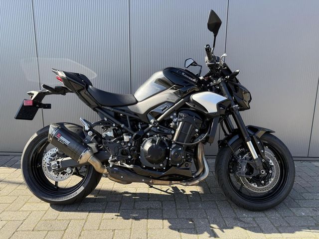 kawasaki - z900