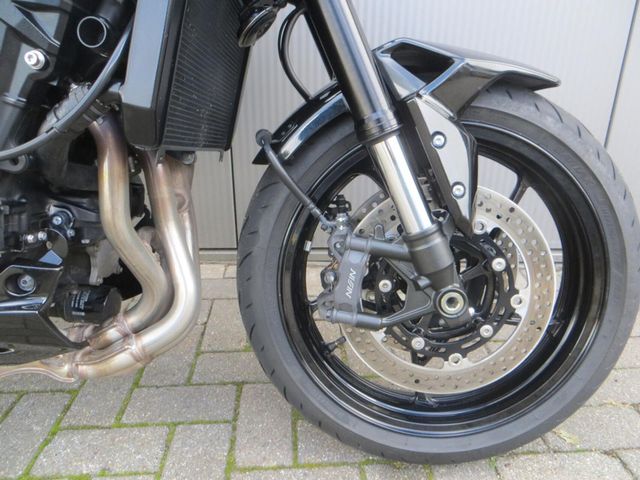 kawasaki - z900-performance