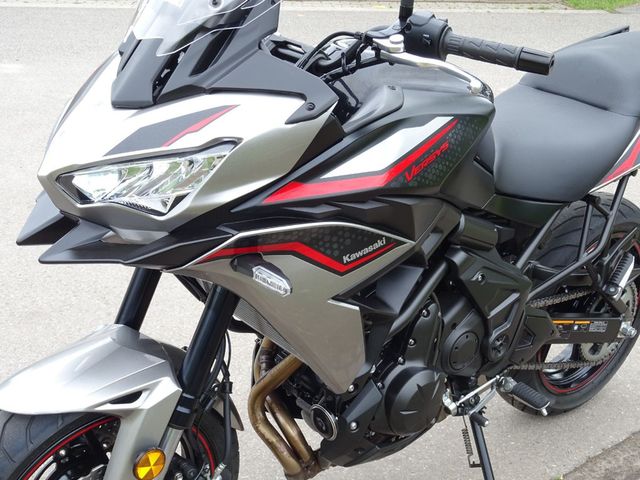 kawasaki - versys-650-abs