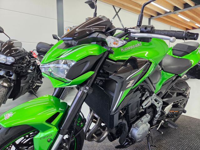 kawasaki - z900