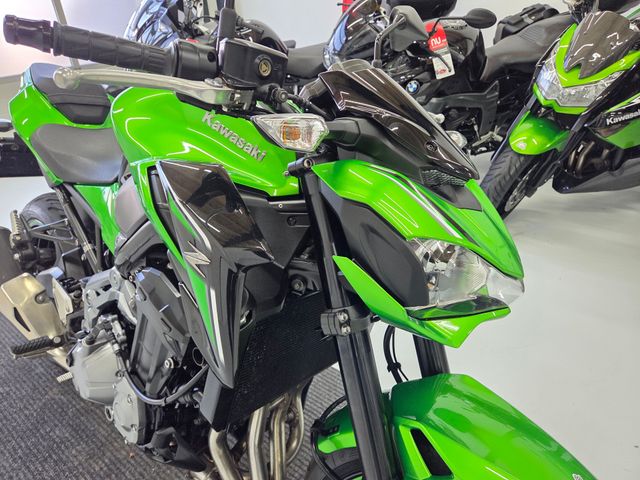 kawasaki - z900