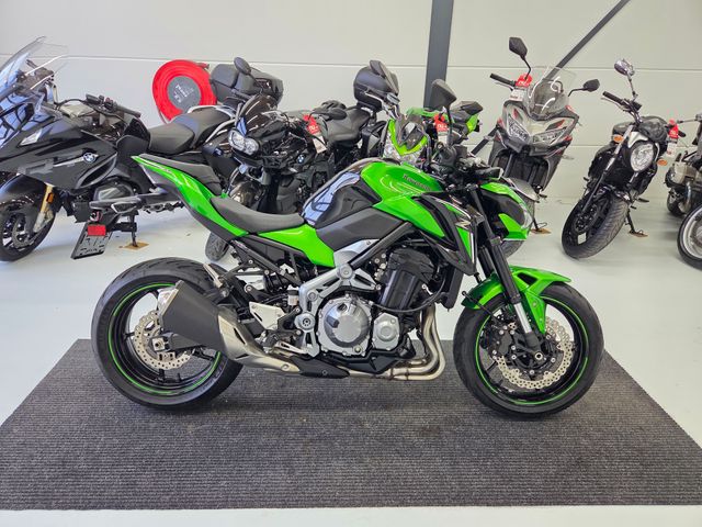 kawasaki - z900
