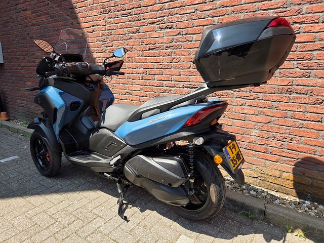 yamaha - tricity-300