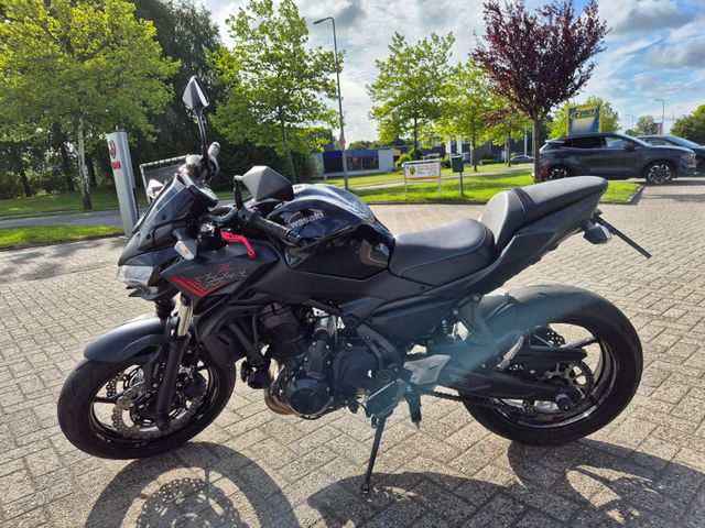 kawasaki - z650