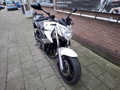 YAMAHA XJ 6 N / DIVERSION – foto 3