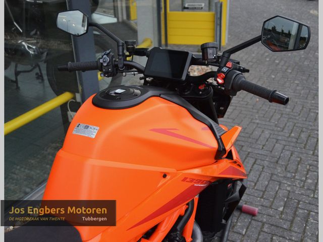 ktm - 1390-super-duke-r