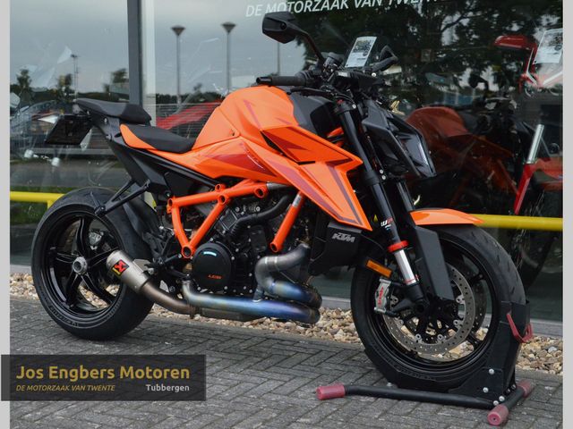 ktm - 1390-super-duke-r