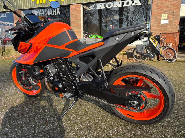 ktm - 990-duke