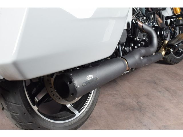 harley-davidson - road-glide-custom-fltrx