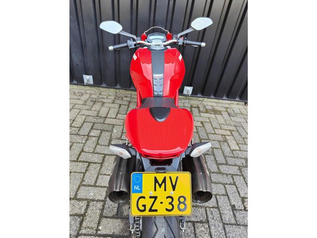 ducati - monster-696