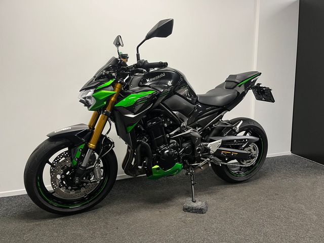 kawasaki - z900-se