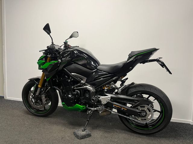kawasaki - z900-se