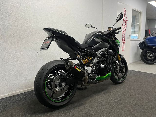 kawasaki - z900-se
