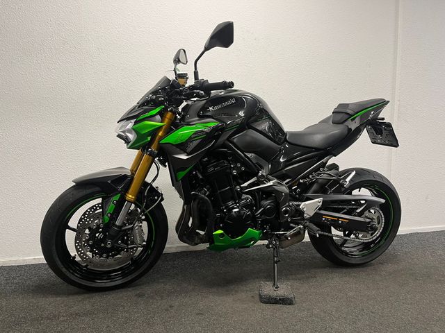 kawasaki - z900-se