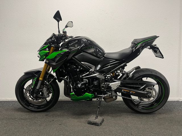 kawasaki - z900-se