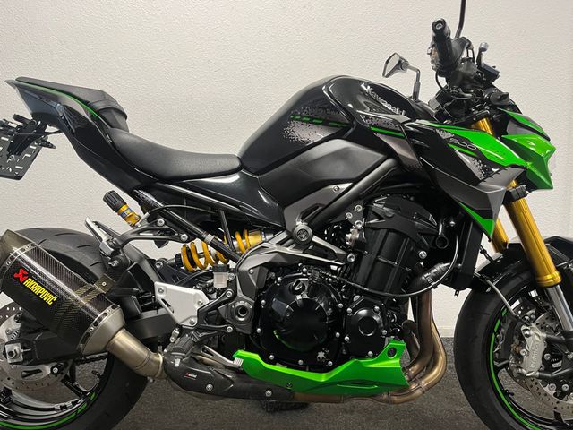 kawasaki - z900-se